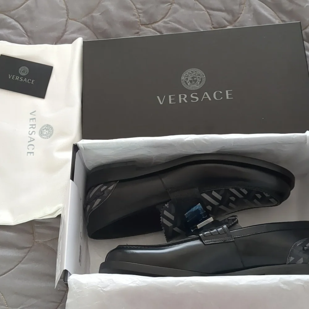 New Versace Greca Loafer 42 9 shoes - Picture 3 of 7